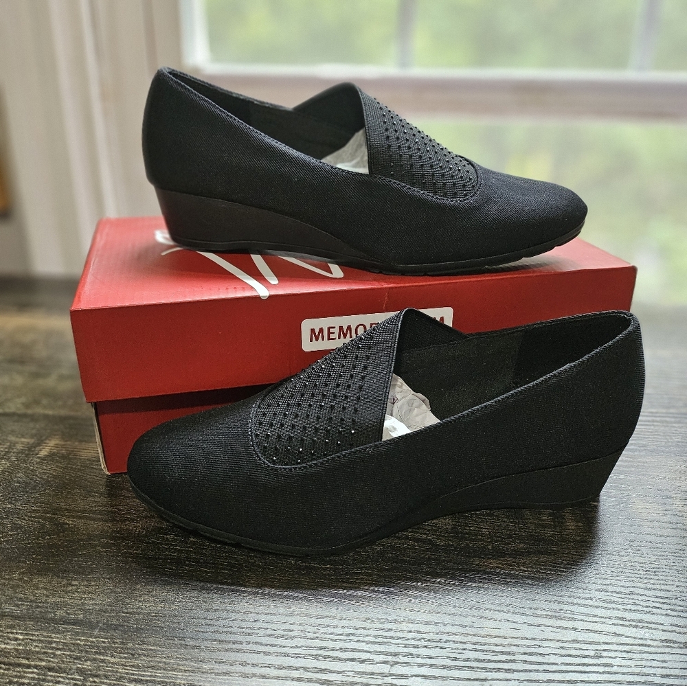 Impo|Black Wedge Shoes|Size 8.5